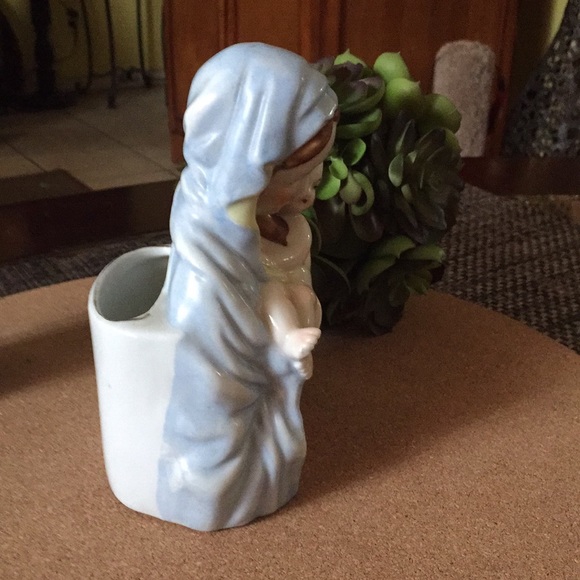Vintage Virgin Mary & Jesus Planter - Picture 4 of 8